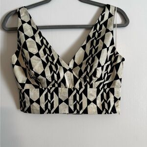 Le Lis Black and Cream Geometric Crop Top